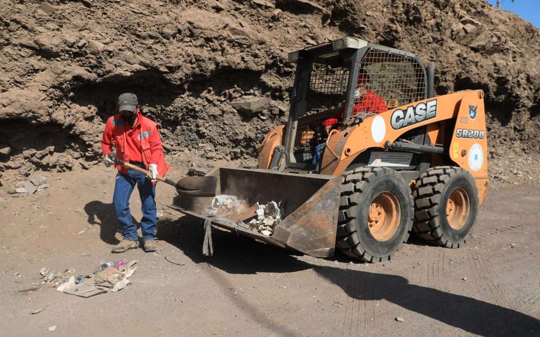 Municipio intensifica limpieza en quebradas y accesos a vías aluvionales