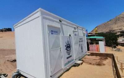 Se entregan baños modulares como solución sanitaria para Caleta Cifuncho en Taltal