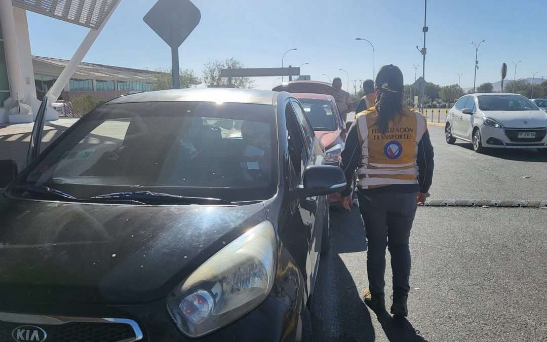 Parlamentario de la Región de la Antofagasta solicita informe al Ministerio de Transportes para conocer medidas contra los “taxis piratas”